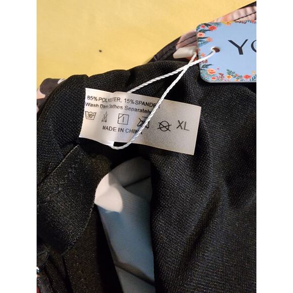 Yonique Tankini Swimsuit Top Size XL NWT - Picture 4 of 4